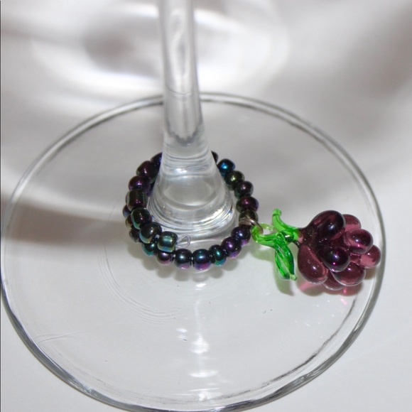 ๐3/20$5/25๐SET VINTAGE BLOWN GLASS FRUIT WINE GLASS CHARM - Picture 5 of 16
